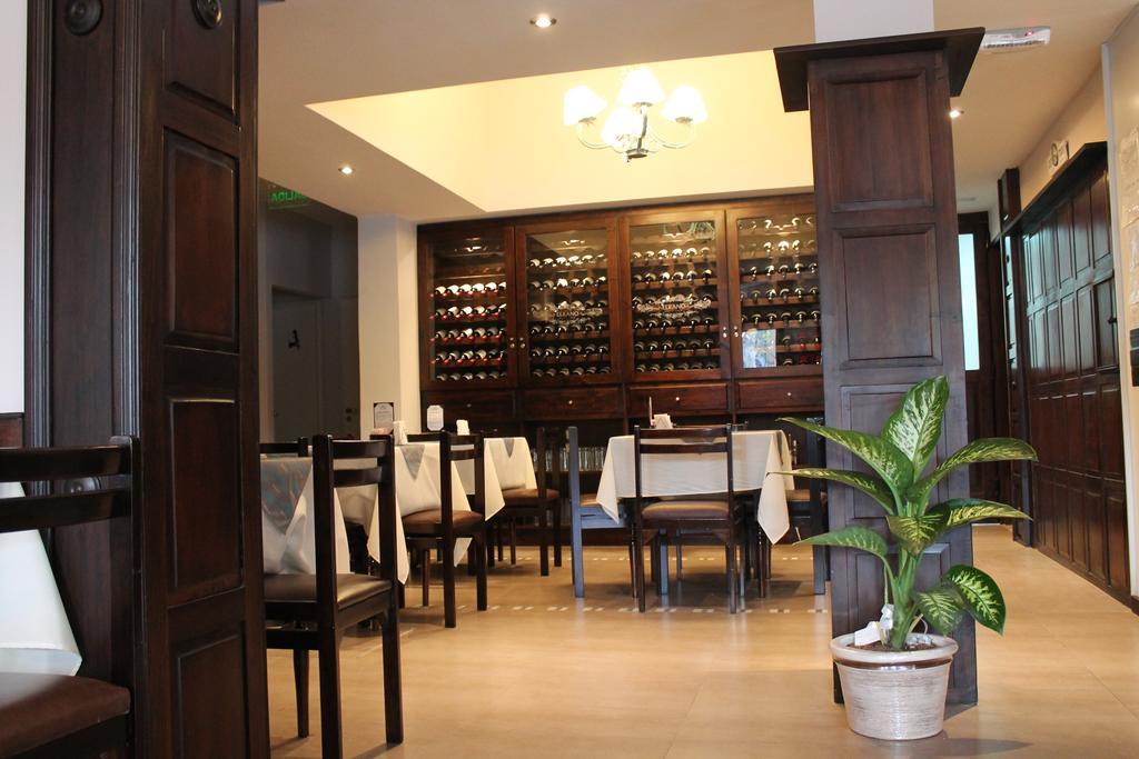 Hotel Rincon Vasco เมนโดซา ภายนอก รูปภาพ