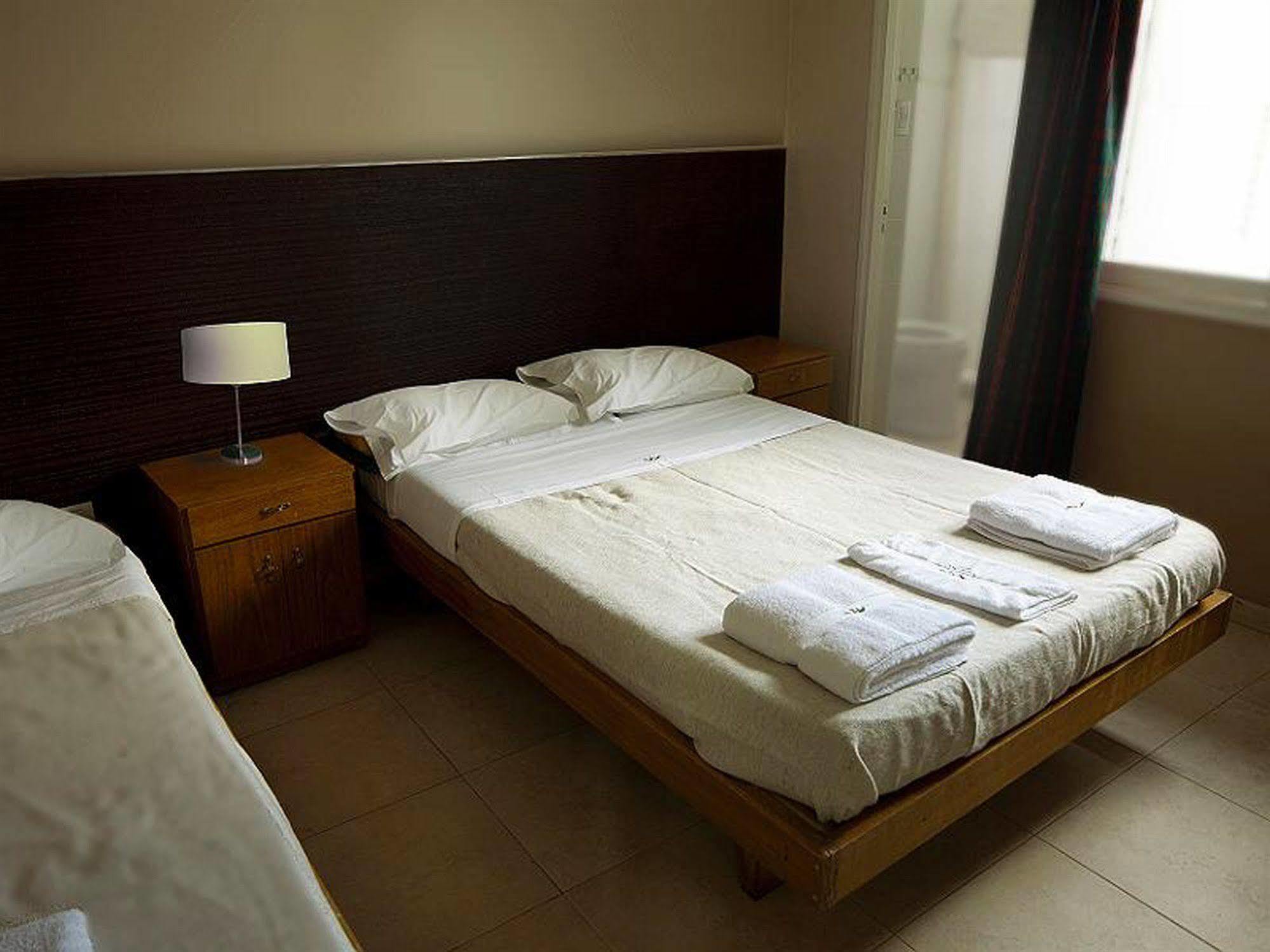 Hotel Rincon Vasco เมนโดซา ภายนอก รูปภาพ